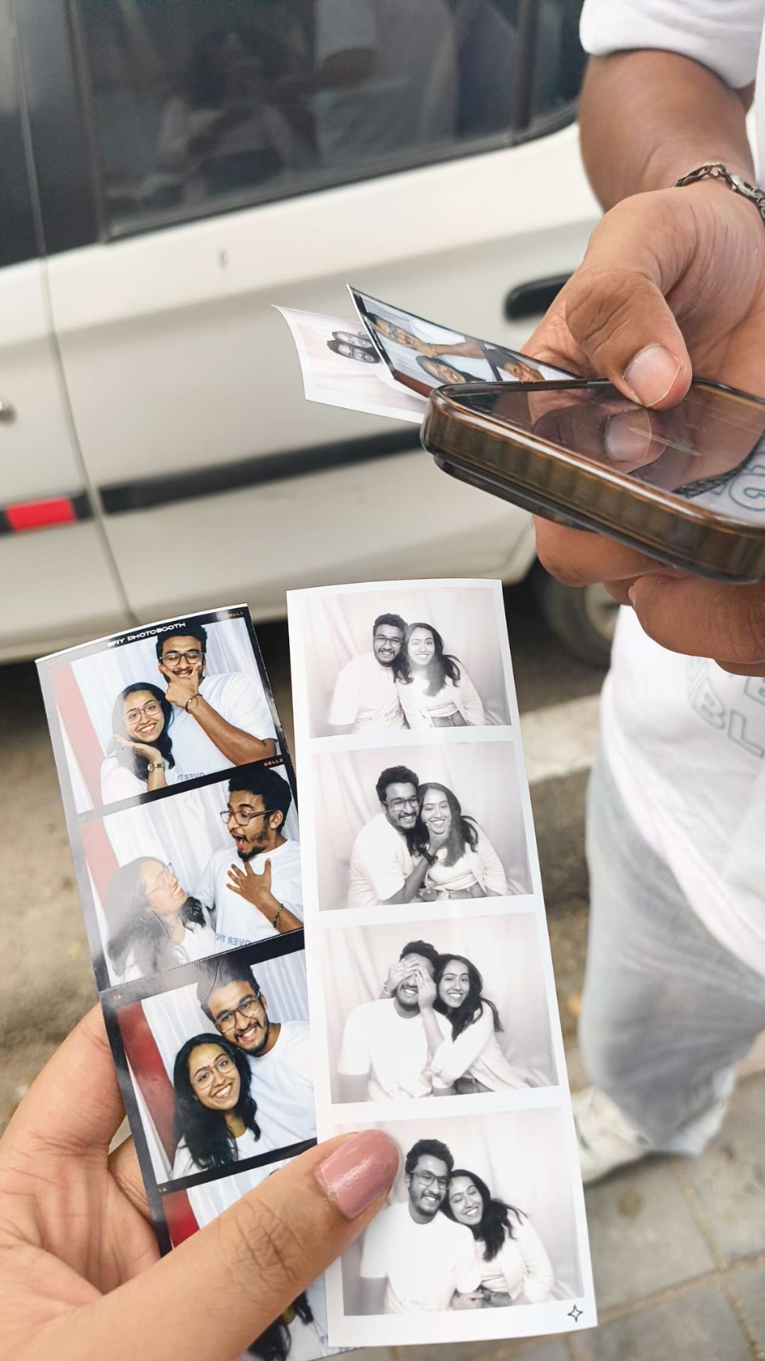 Photobooth strips of the couple